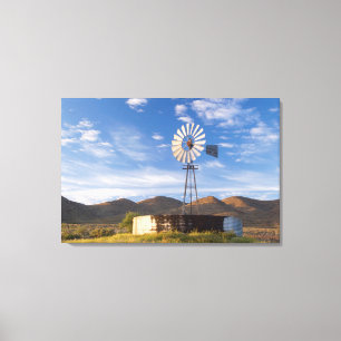 Windmühle und Staudamm in der Karoo bei Sonnenaufg Leinwanddruck
