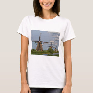 Windmühlen des Kinderdijk Welterbstandorts T-Shirt