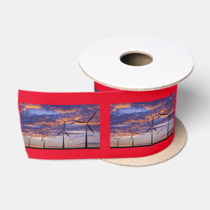 Windmühlen-Turbine am Sonnenuntergang Satinband