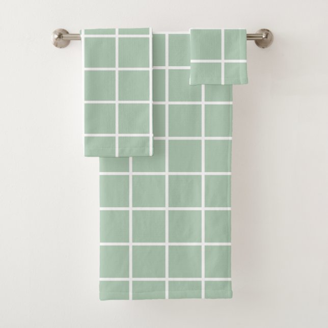 Window Pane Grid, White on Sage Green Badhandtuch Set (Insitu)