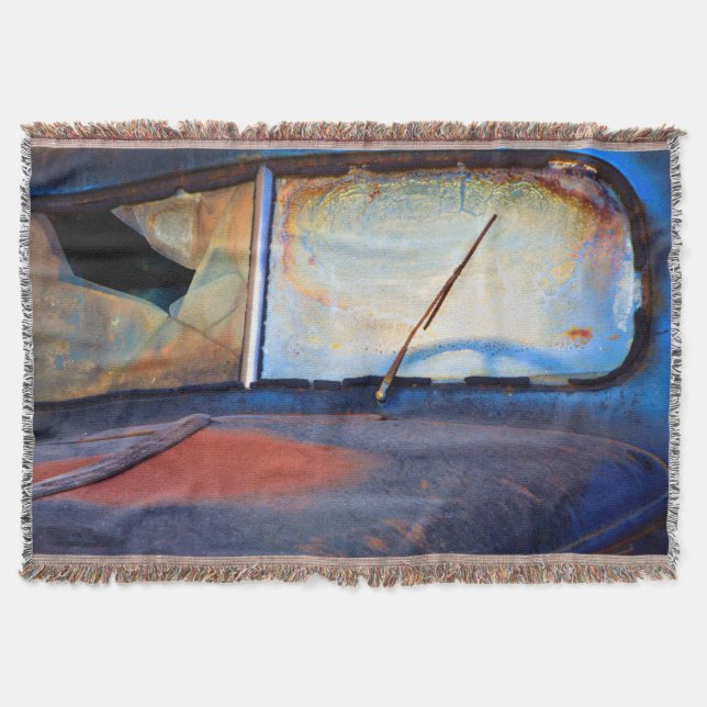 Windschutzscheibe eines alten rostigen Lastwagens Decke (Vorderseite)