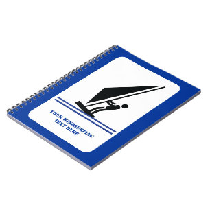 Windsurfer an Bord schwarz, blau Windsurfeigens Notizblock