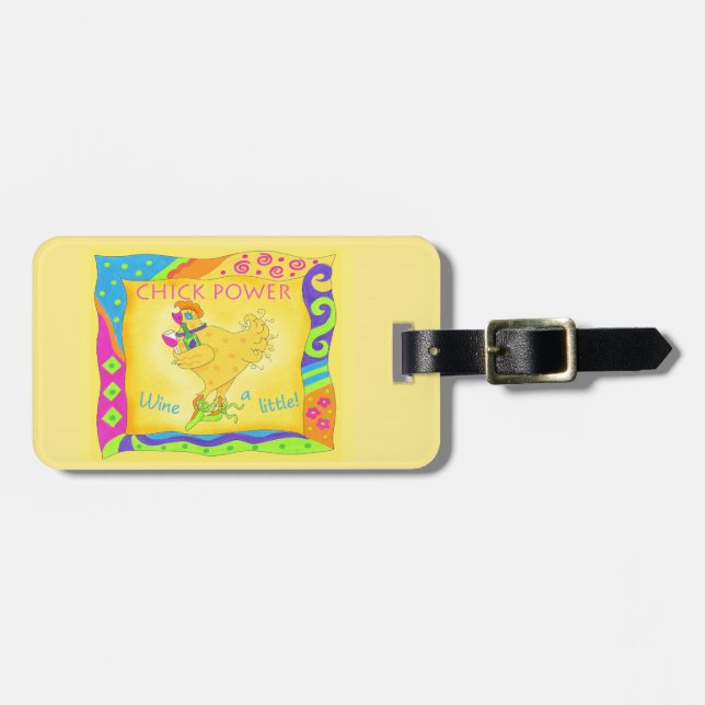 Wine a Little Chick Power Whimsy Yellow Gepäckanhänger (Vorderseite horizontal)