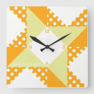 Winged Square- Orange Quadratische Wanduhr