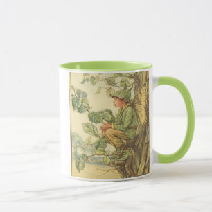 Winged Ulmen-Fee, die in einem Baum sitzt Tasse