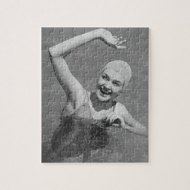 Winkende Frau (Vertikal)