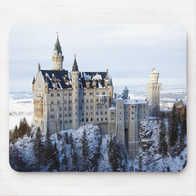 Winter auf Schloss Neuschwanstein, Deutschland Bay Mousepad (Vorne)