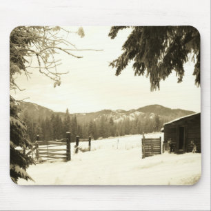 Winter-Bauernhof in Washington durch djoneill Mousepad