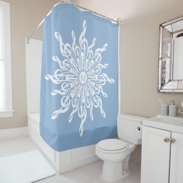 Winter Blue Ornamental Monogram G-Clef Snowflake Duschvorhang (Beispiel)