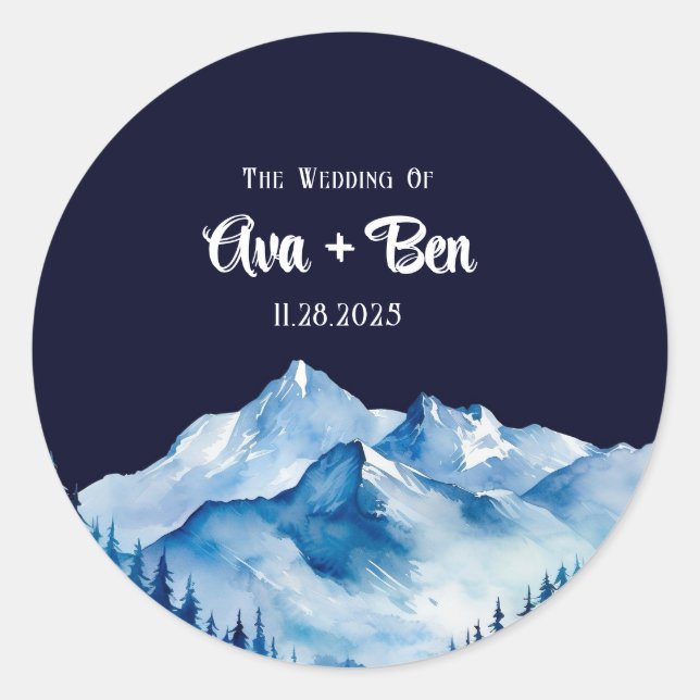 Winter Blue White Snowy Mountains Hochzeit Runder Aufkleber (Vorderseite)