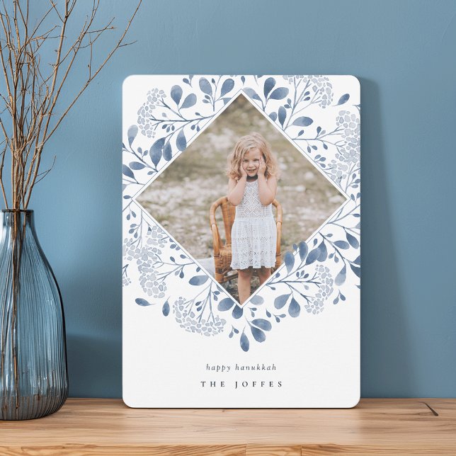 Winter Bouquet | Elegantes Hanukkah-Foto Feiertagskarte (Von Creator hochgeladen)