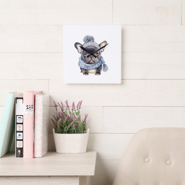 Winter Bulldog Baby in Blue Cap and Scarf  Quadratische Wanduhr (Lesesaal)