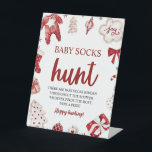 Winter Christmas Baby Sock Hunt Baby Showspiel Sockelschild<br><div class="desc">Winter Christmas Baby Sock Hunt Baby Showspiel</div>