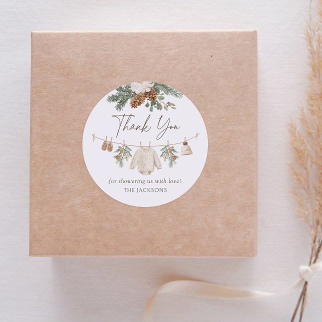 Winter Clothesline Baby Shower Runder Aufkleber (Von Creator hochgeladen)