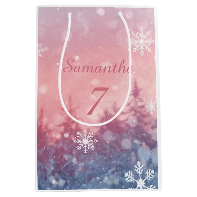 Winter Fairy Tale Gift Bag, Enchanted Snowscape Mittlere Geschenktüte (Vorderseite)