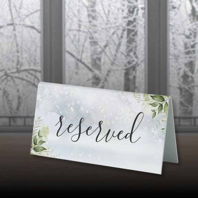 Winter Floral Greenery Script vorbehalten Tischaufsteller (Winter Floral Greenery Script Reserved Table Tent Sign)