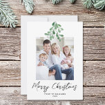 Winter Greenery Mistletoe Weihnachtsfest Foto Feiertagskarte<br><div class="desc">Diese einfache und stilvolle Weihnachtskarte ist mit Aquarell-Mistletoe-Grün und Schrift-Typografie dekoriert. Einfach mit Ihrem Foto anpassbar. Original Wasserfarbe © Michele Davies.</div>