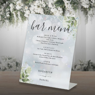 Winter Hochzeit Bar Menu mit floraler Begrünung Sockelschild