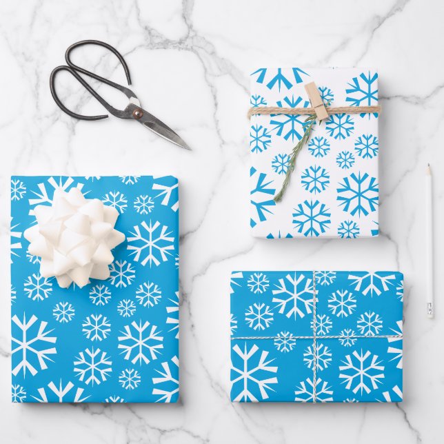 Winter Holiday Pattern: Weiße und blaue Schneefloc Geschenkpapier Set (Vorderseite)