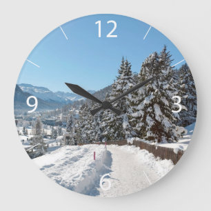 Winter in St. Moritz Große Wanduhr