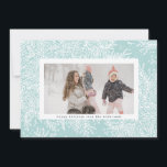 Winter Light Blue & Icy White Christmas Frame Feiertagskarte<br><div class="desc">Winter Light Blue & Icy White Christmas Frame Foto Ferienkarte *Bitte kontaktieren Sie uns für weitere Büromaterial oder Karo in unseren Weihnachtskollektionen.</div>