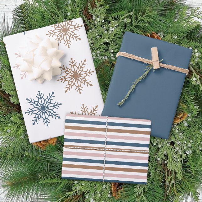 Winter Modern Boho Snowflakes Blue Weihnachten Geschenkpapier Set (Von Creator hochgeladen)