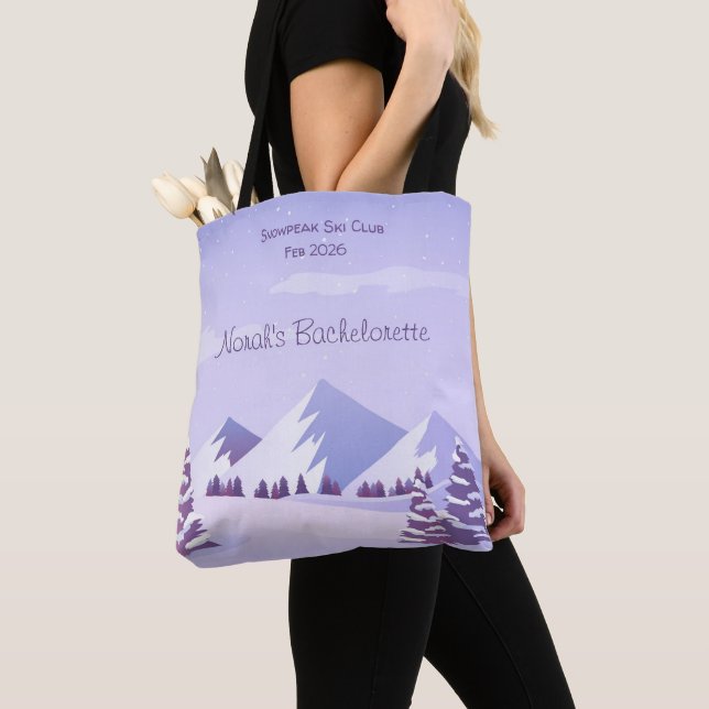 Winter Mountain Bachelorette Weekend Custom  Tasche (Von Nahem)
