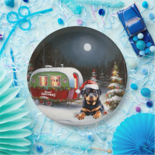 Winter-Rottweiler-Wohnwagen-Weihnachtsabenteuer Pappteller