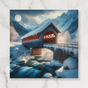 Winter, schneebedeckte Brücke und Fluss Geschenkanhänger