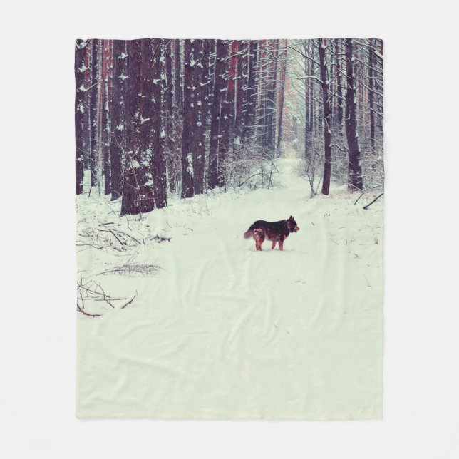 Winter schneebedeckter Kiefernwald, Hundeschlitten Fleecedecke (Vorderseite)