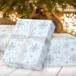 Winter Snowflakes Light Blue Weihnachten Geschenkpapier