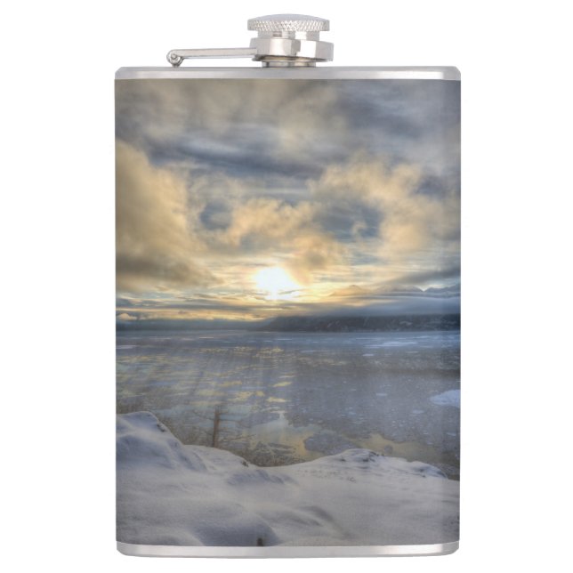 Winter Solstice Turnonce Arm Flachmann (Vorderseite)