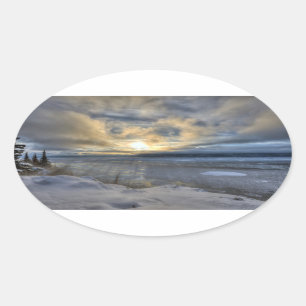 Winter Solstice Turnonce Arm Ovaler Aufkleber