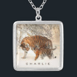 Winter Tigers individuelle Name Versilberte Kette<br><div class="desc">Sehen Sie in meinem Laden nach mehr Tigerartikeln.</div>