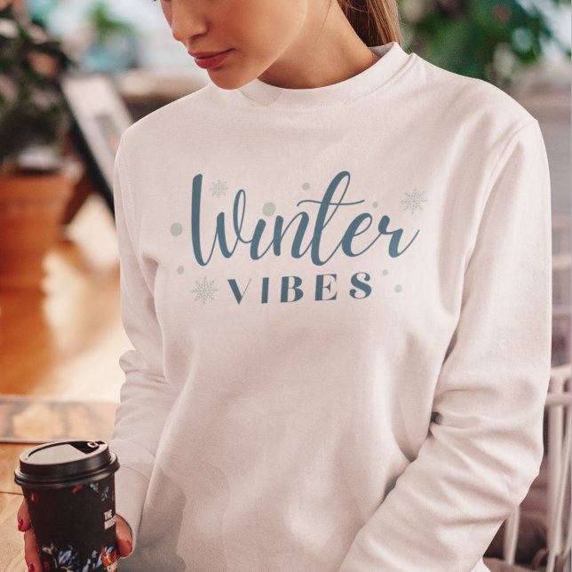 Winter Vibes Snowballs and Snowflakes Sweatshirt (Von Creator hochgeladen)