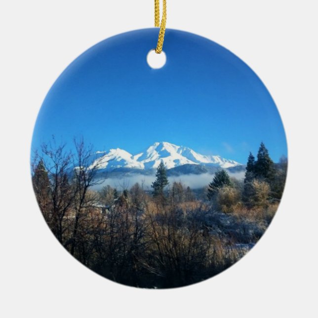 Winter View at Mount Shasta, CA Keramik Ornament (Vorne)