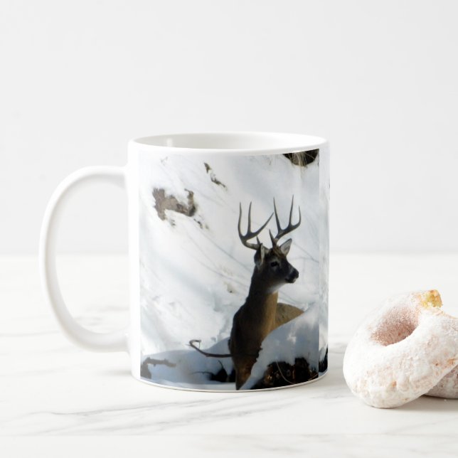 Winter Whitetail Buck Antlers Tasse (Mit Donut)