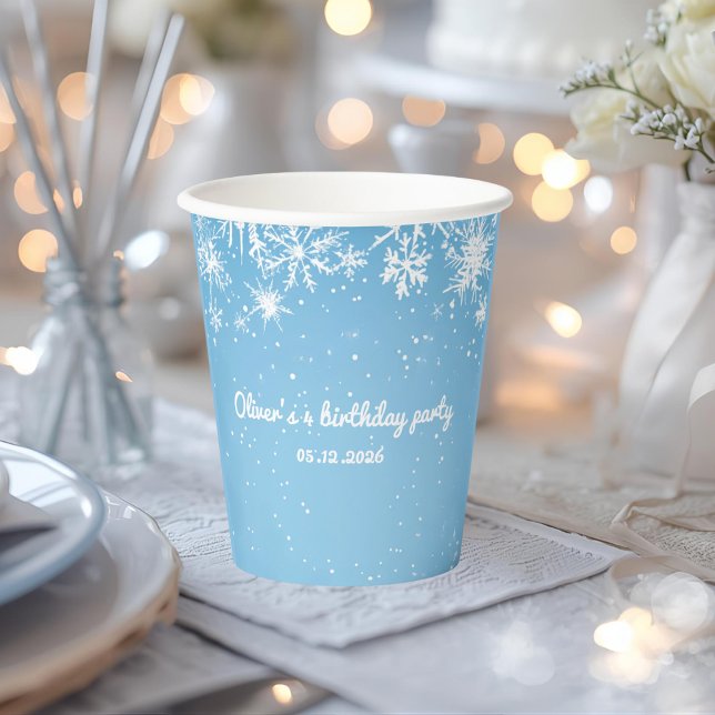 Winter Wonderland Blaue Schneeflocke Pappbecher (Von Creator hochgeladen)