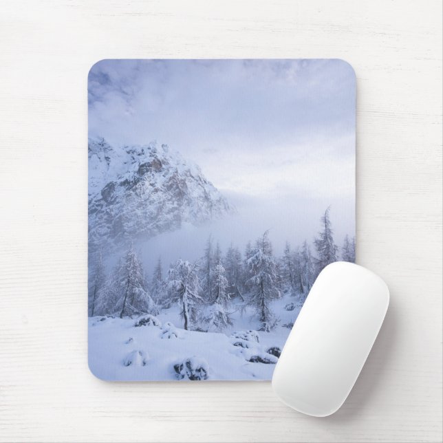 Winter wonderland, fog, spruce forest and mountain mousepad (Mit Mouse)