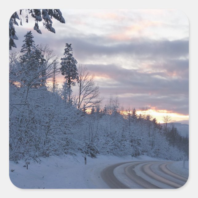 Winter Wonderland Road Quadratischer Aufkleber (Vorderseite)