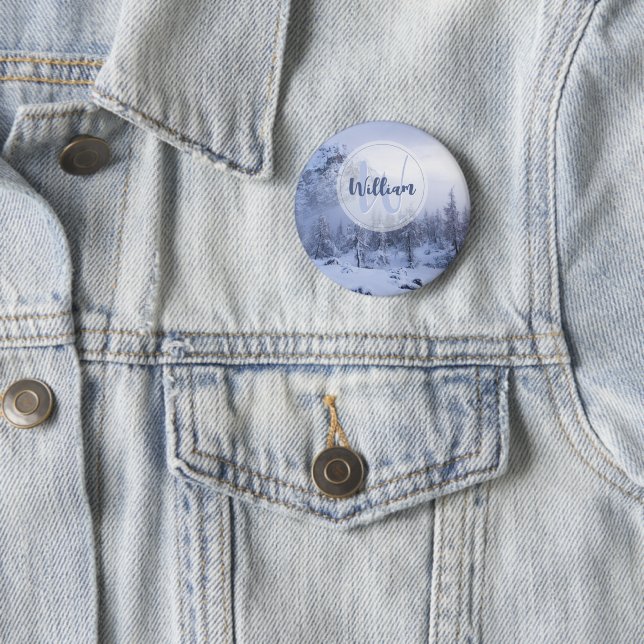 Winter Wunderland Nebel Fichtenwald Schneemonogram Button (Beispiel)