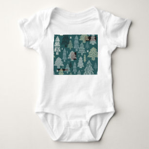 Winterbäume, vintage Weihnachtsmuster. Baby Strampler