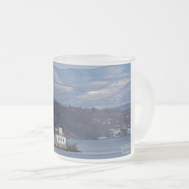 Winterblick auf das Leuchtturm von Esopus Meadows Mattglastasse (VorderseiteRechts)