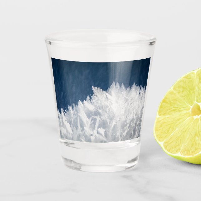 Wintereiskristalle Schnapsglas (Vorderseite)