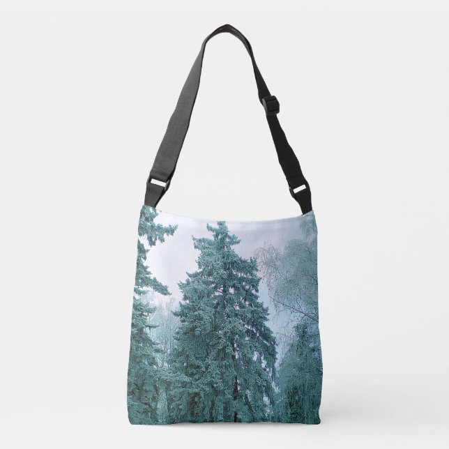 Winterfichtenbaum mit Schnee Tragetaschen Mit Langen Trägern (Vorderseite)