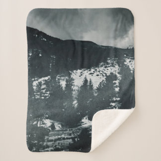 Wintergebirge Frostbitten Sherpa Blanket Sherpadecke