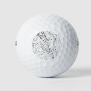 Wintergras im Schnee Golfball