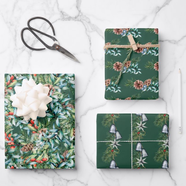 Wintergrün, Glocken und Pinecone Weihnachten Geschenkpapier Set (Vorderseite)