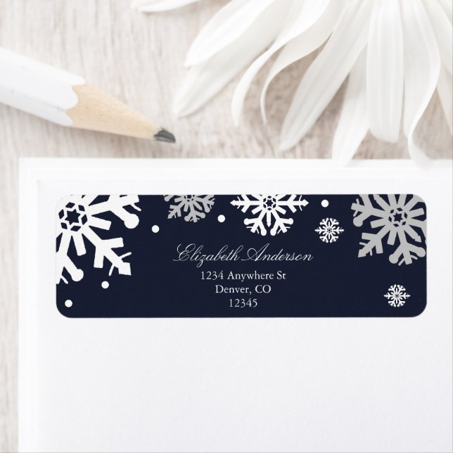 Winterhochzeit mit blauen Schneeflocken (Insitu)