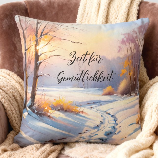 Winterlandschaft im Morgenlicht | Kissen (personalisierbares Kissen mit einer Winterlandschaft im Morgenlicht)